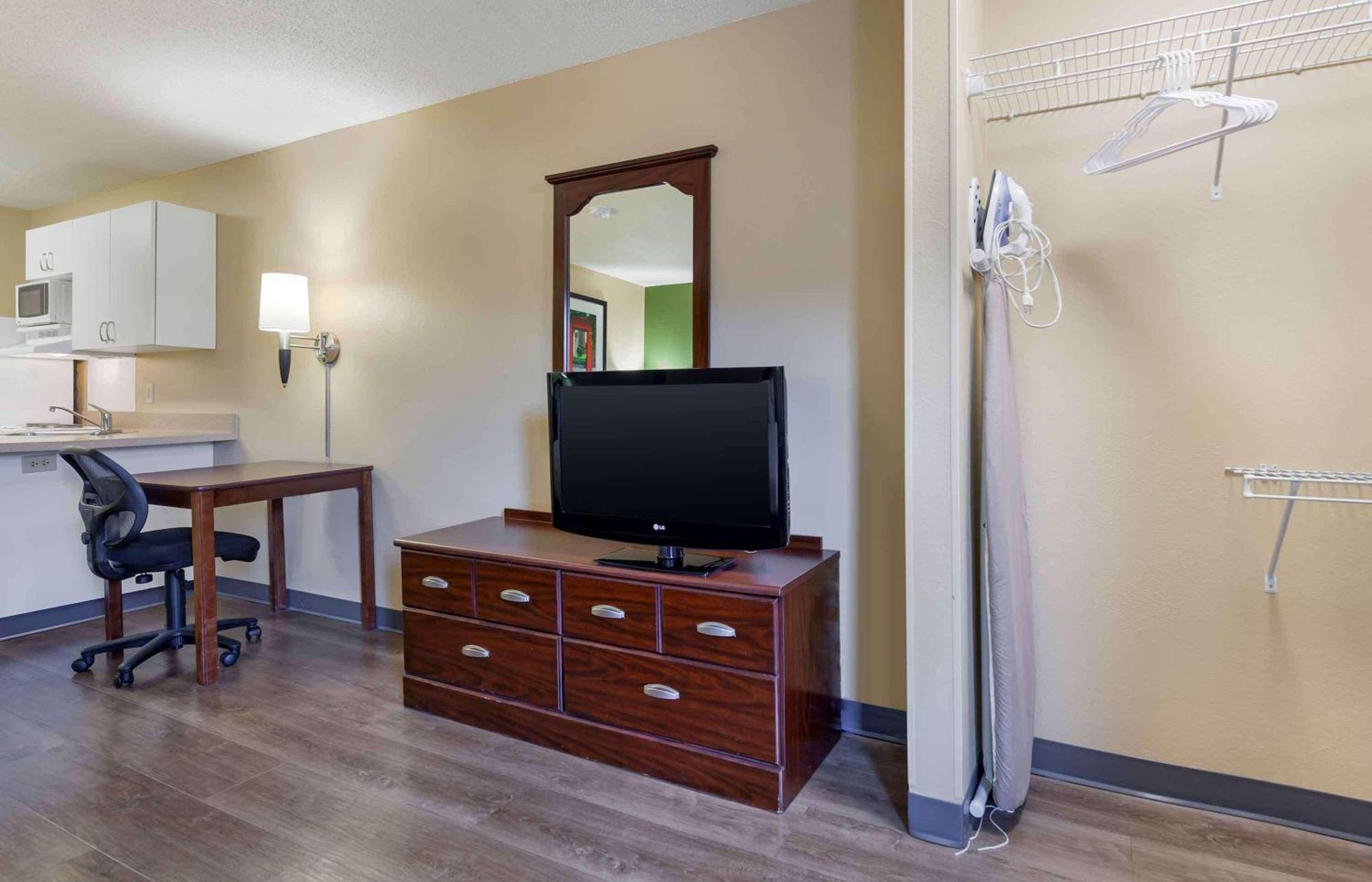Extended Stay America Suites - Madison - Junction Court Middleton Exterior foto