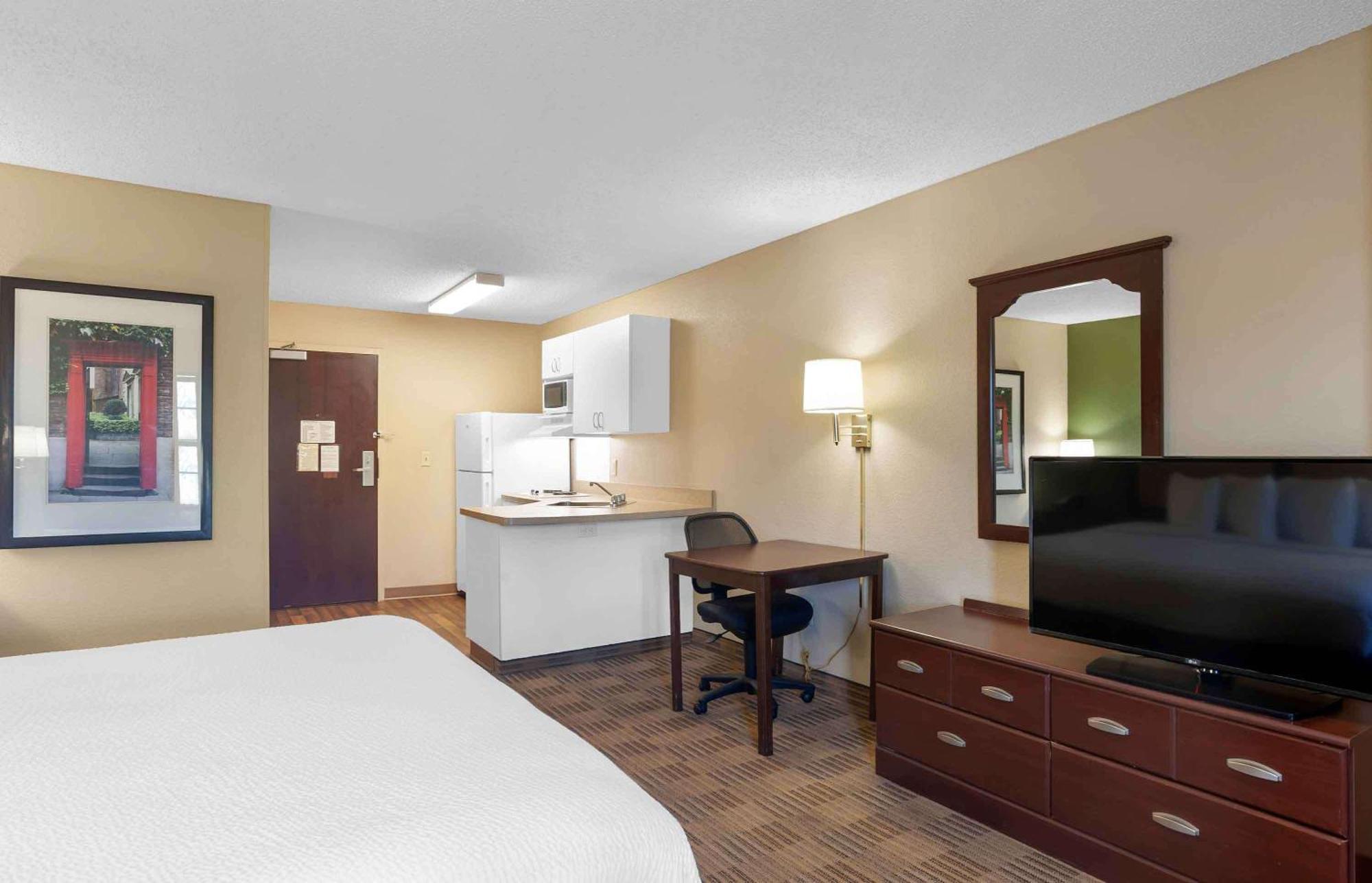 Extended Stay America Suites - Madison - Junction Court Middleton Exterior foto