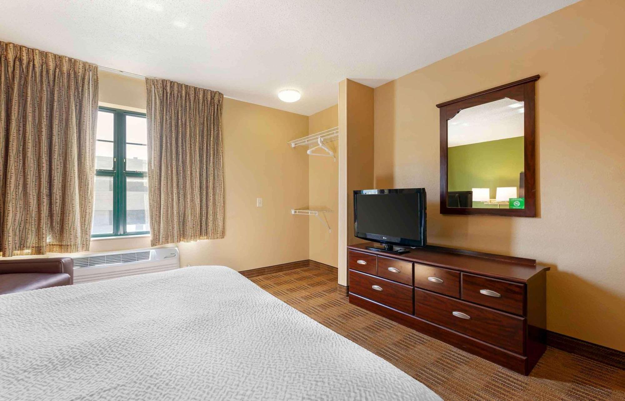Extended Stay America Suites - Madison - Junction Court Middleton Exterior foto